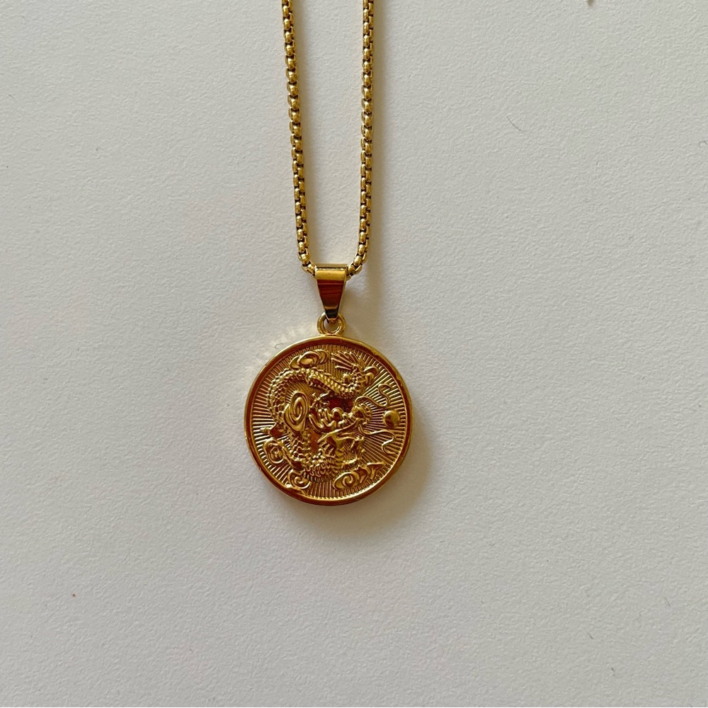 NEW gold dragon necklace
